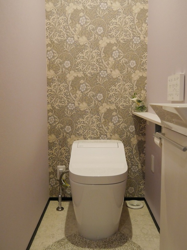 トイレの窓